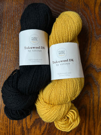 Muisto Hat and Mittens by Ronja Hakalehto - Yarn Kit