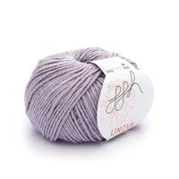 ball of ggh linova in colour 069 lilac on a white background